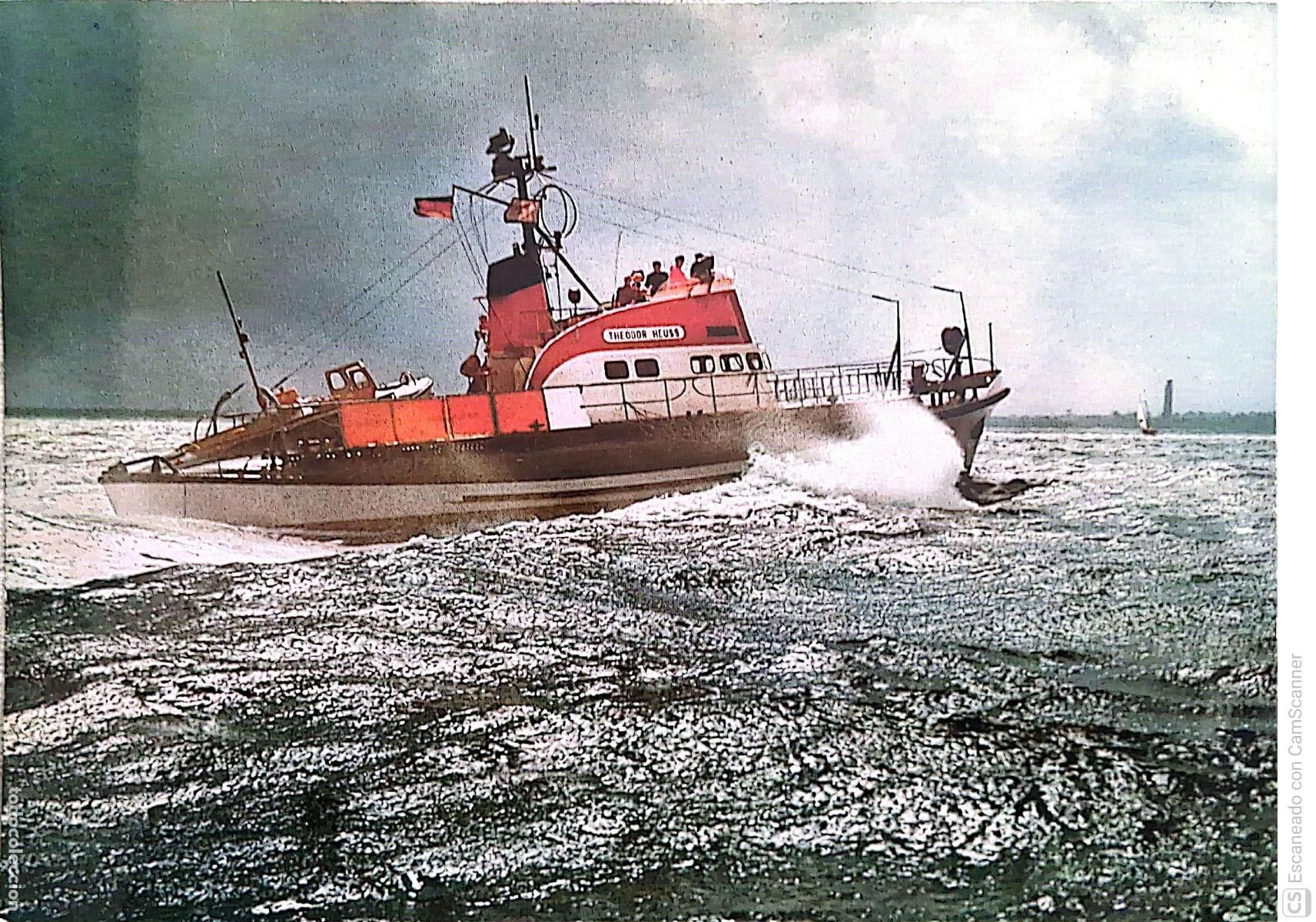 Postales: Crucero de salvamento mar&iacute;timo Theodor Heuss. Nueva. Color