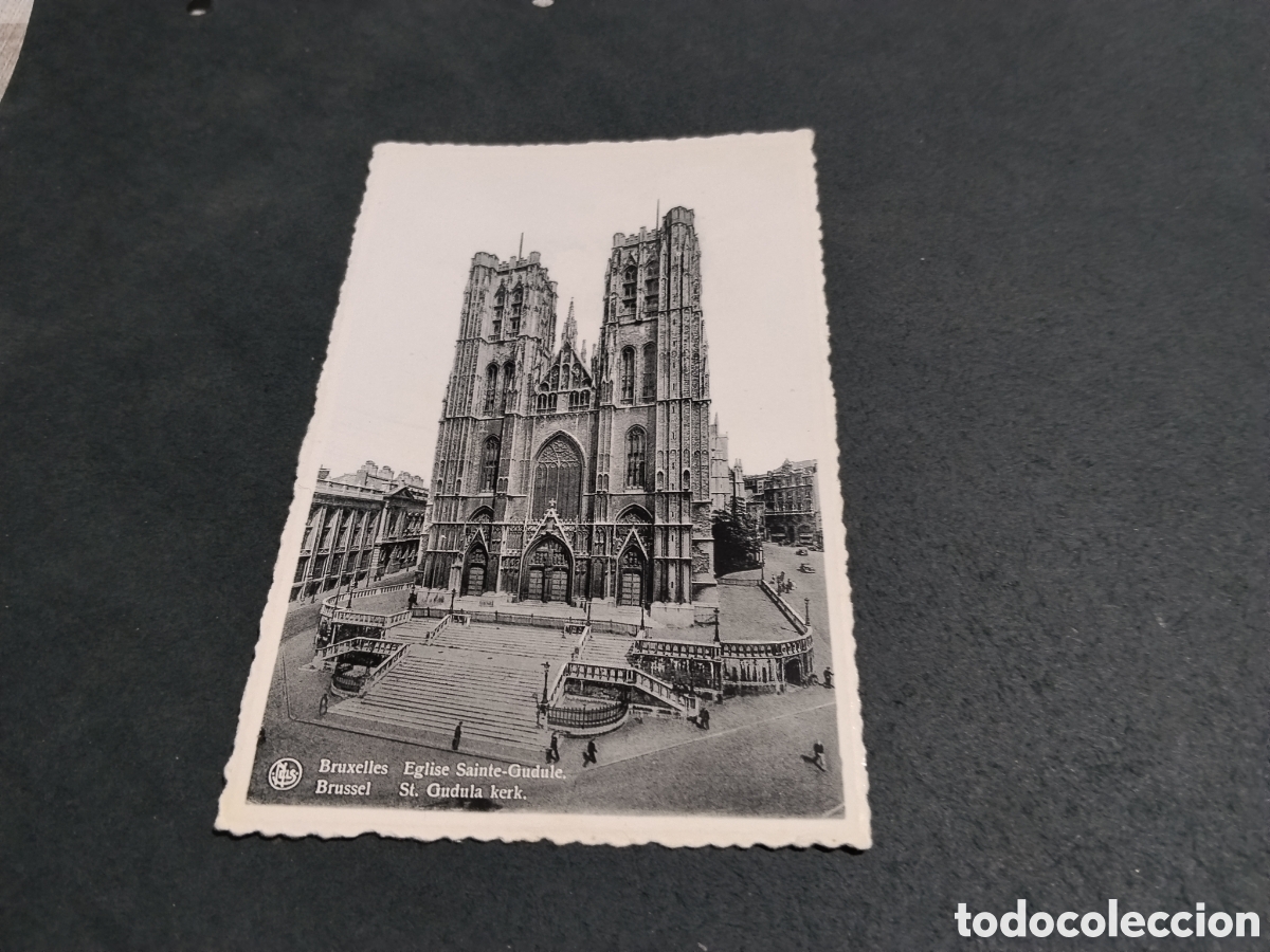 Postales: Postal Bruselas iglesia Sainte -gudule