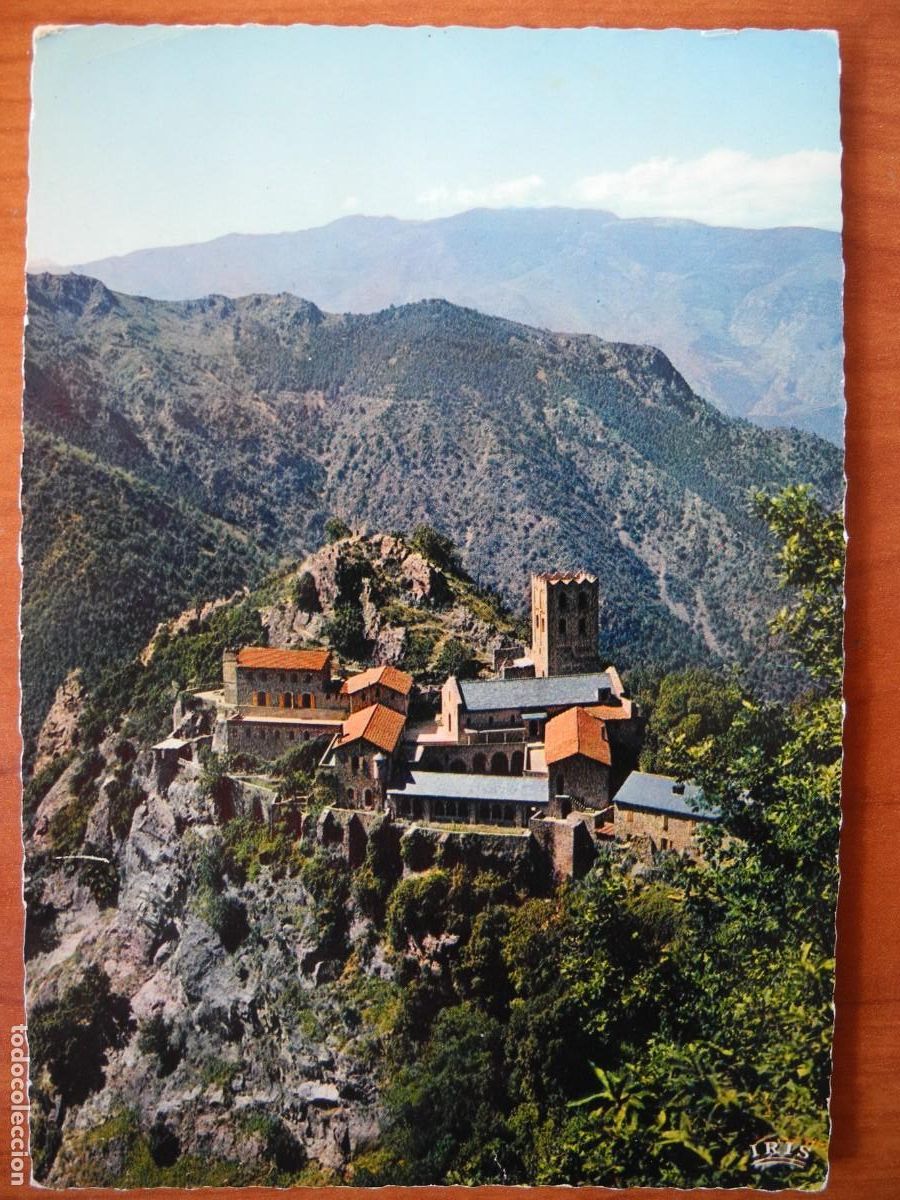 Postales: Rousssillon. L'Abbaye de St Martin du Canigou. Sin circular.