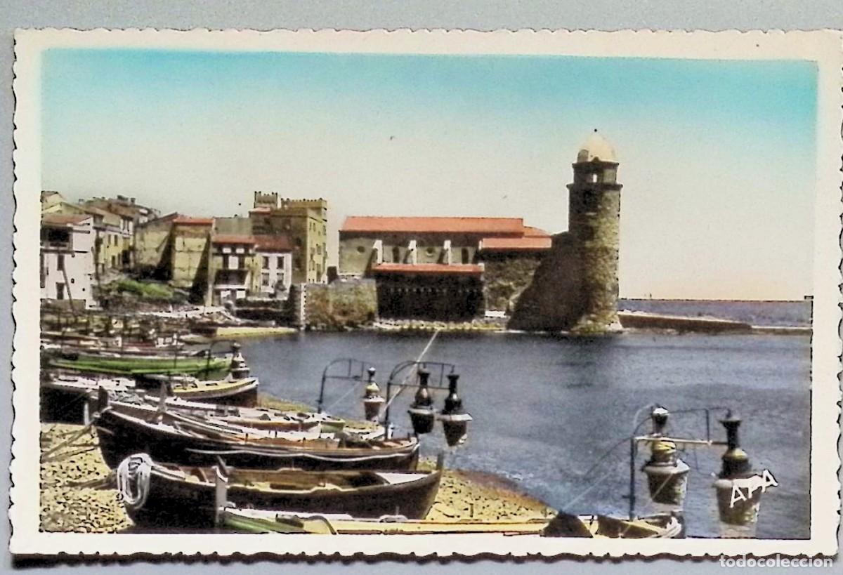 Postales: COLLIOURE (Pirineos Orientales, Francia). Playa e iglesia de Notre-Dame-des-Anges.Tarjeta postal fot