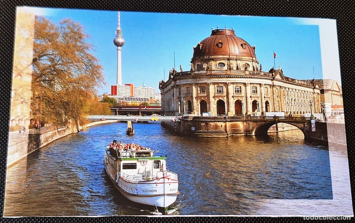 Postales: BERLIN (ALEMANIA) POSTAL EN COLOR -MUSEO BODE Y RIO SPREE - NUEVA