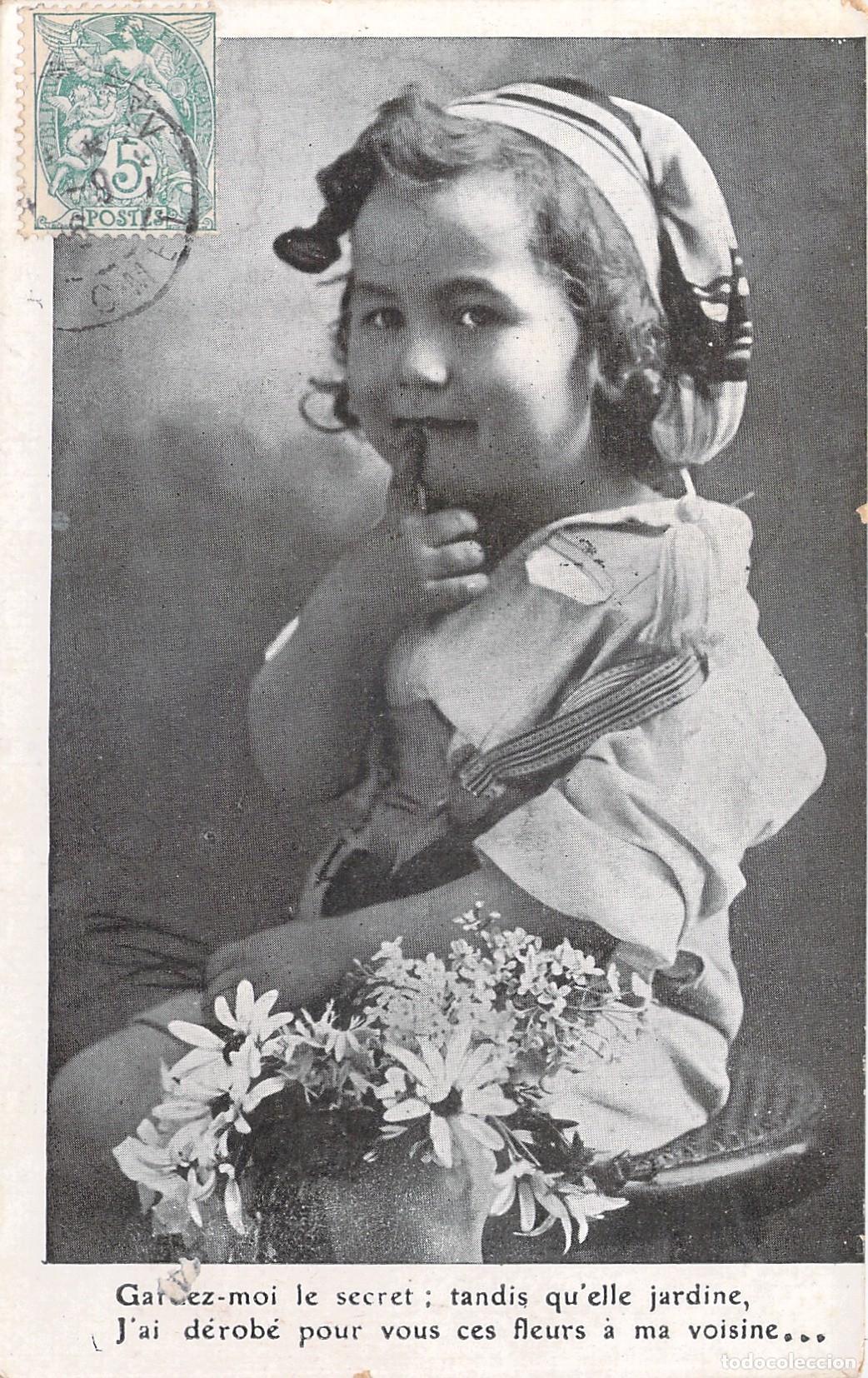 Postales: Postal antigua de una ni&ntilde;a con flores