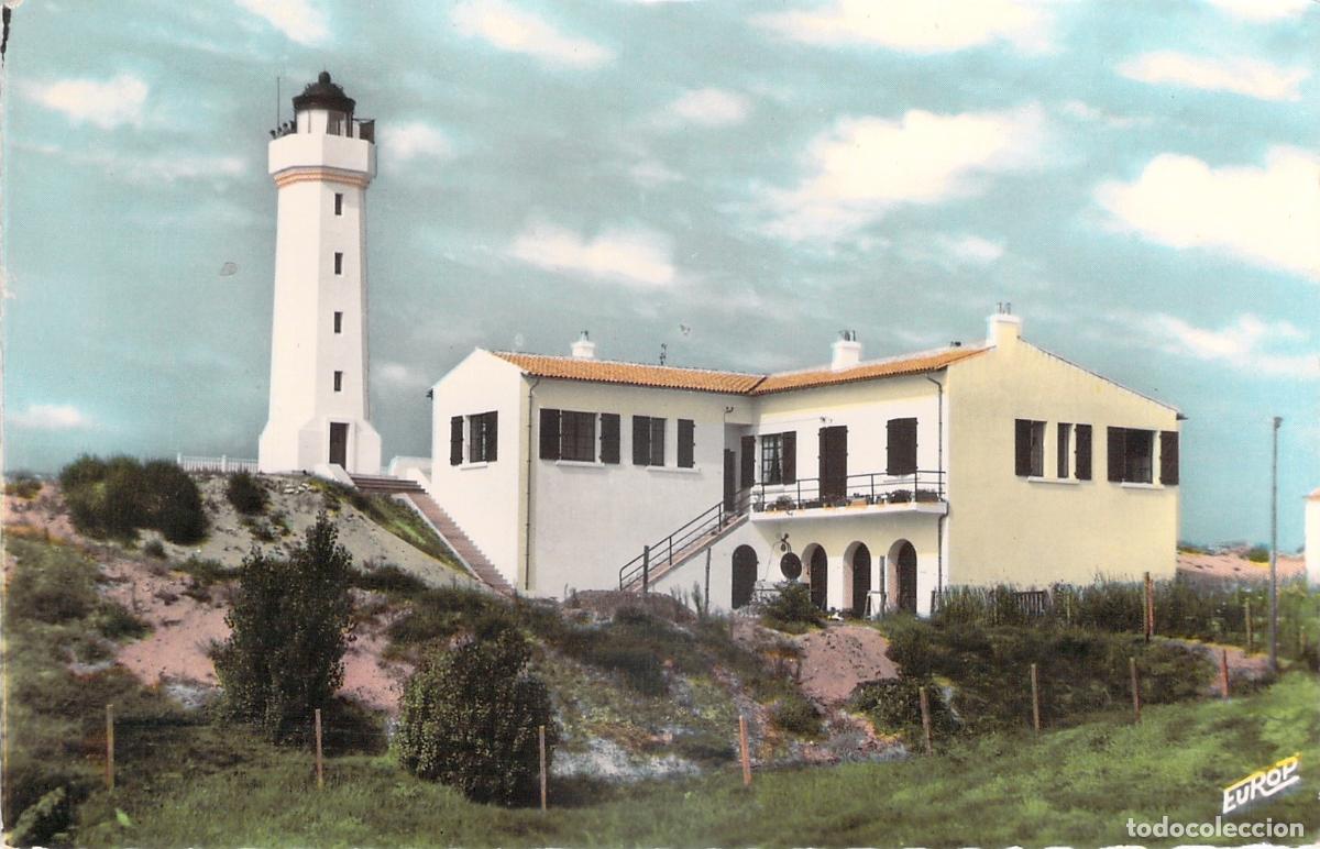 Postales: Postal de La Tranche-sur-Mer con Faro en Vend&eacute;e, Francia