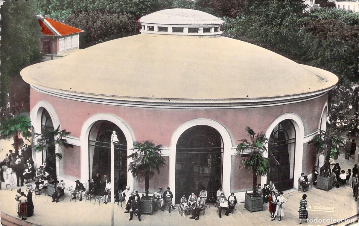 Postales: Postal de Vichy, Edificio de la Fuente del Hospital, Francia