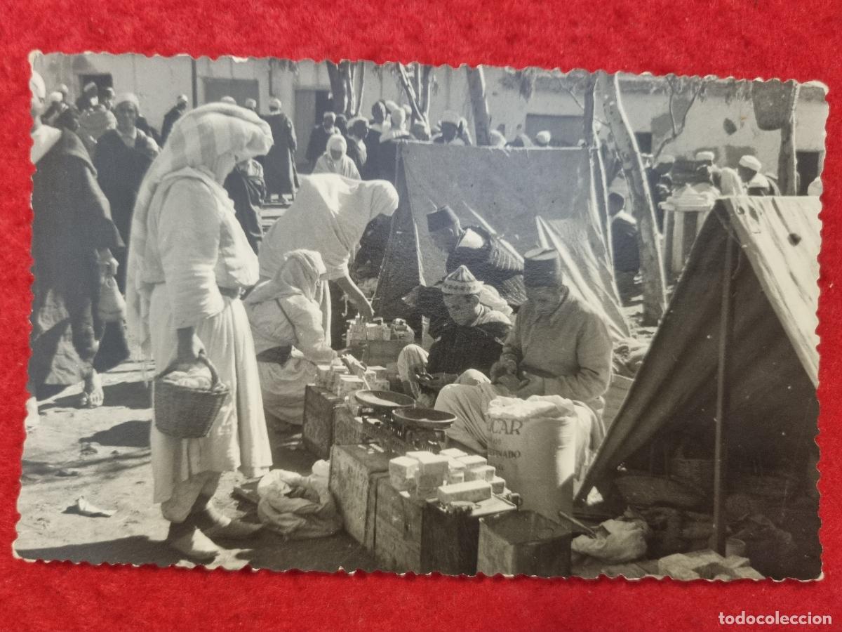 Postales: POSTAL SANJURJO MARRUECOS FOTOGRAFICA 1955 MERCADO O ZOCO ORIGINAL P2477