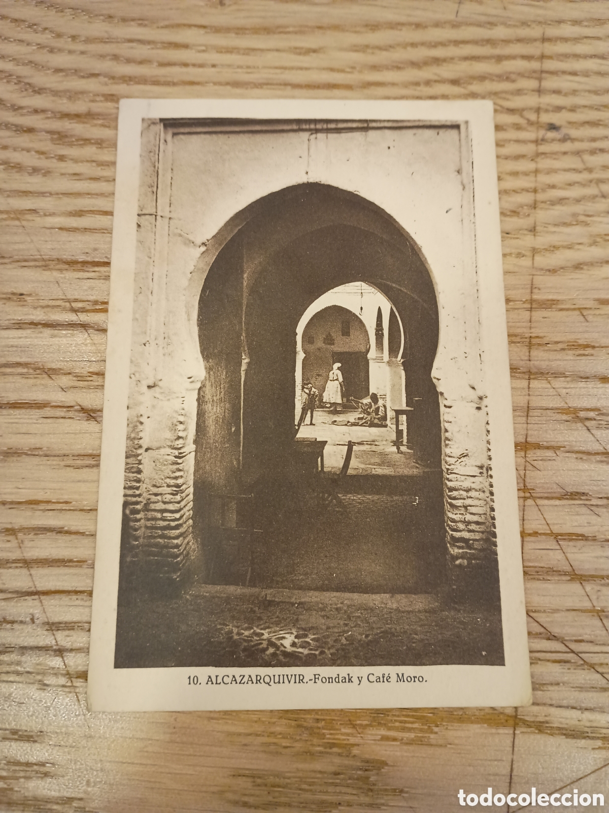 Postales: ALCAZARQUIVIR (MARRUECOS ESPA&Ntilde;OL) - FONDAK Y CAF&Eacute; MORO - L. ROISIN