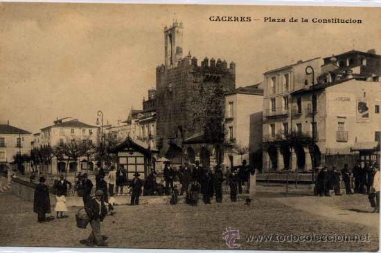 Postales: C&Aacute;CERES.-PLAZA DE LA CONSTITUCI&Oacute;N - Foto 1