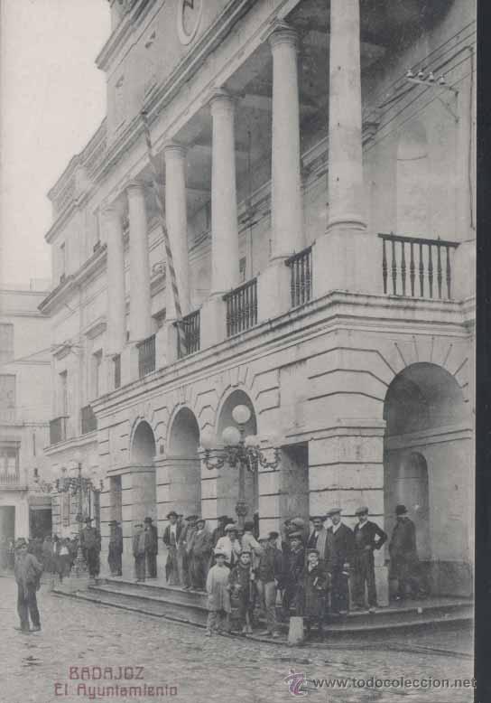 Postales: BADAJOZ.- EL AYUNTAMIENTO - Foto 1