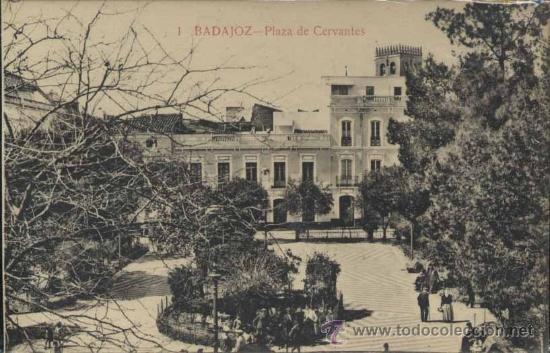 Postales: BADAJOZ.- PLAZA DE CERVANTES - Foto 1