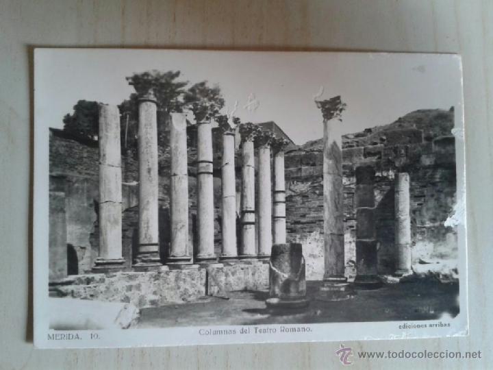 Postales: Postal antigua Badajoz. Mérida. Columnas del Teatro Romano. Escrita sin circular. - Foto 1 - 39973953