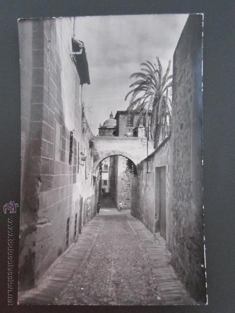 Postales: Postal C&aacute;ceres. Los Adarves. Circulada. - Foto 1