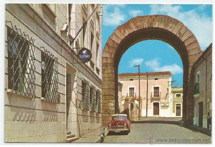 Postales: MERIDA N&ordm; 10 .- ARCO DE TRAJANO .- SIN CIRCULAR - Foto 1