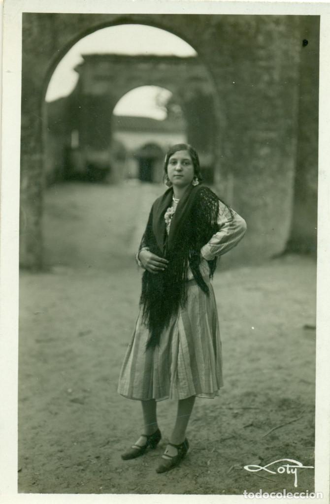 Postales: BADAJOZ. UN TIPO DE GITANA. HACIA 1920. - Foto 1