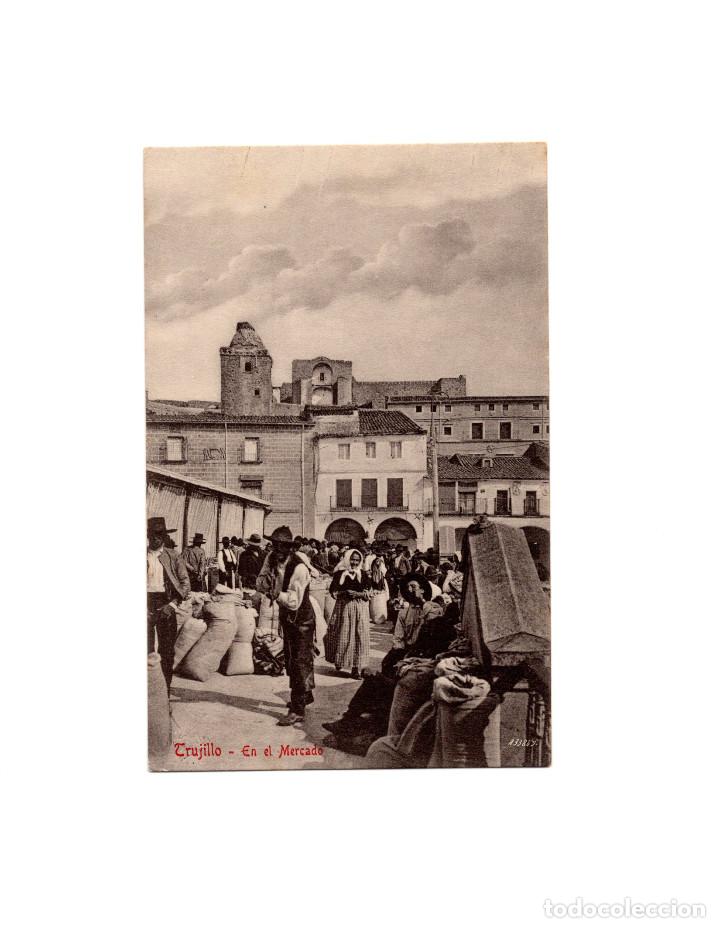 Postales: TRUJILLO.(C&Aacute;CERES).-  EN EL MERCADO. - Foto 1