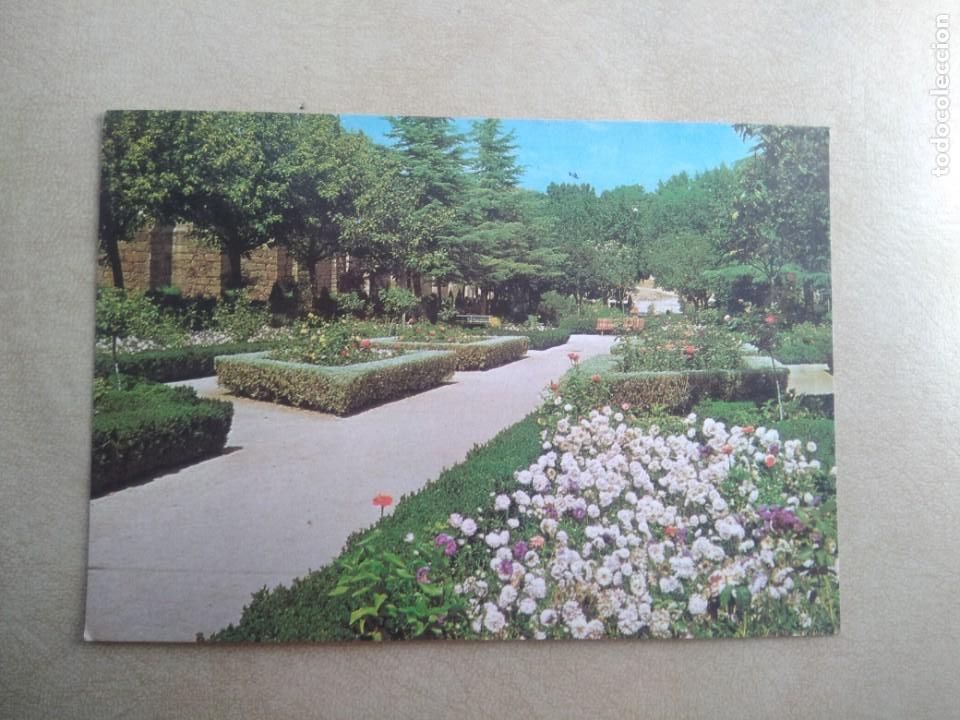 Postales: Postal plasencia parque del generalisimo - Foto 1