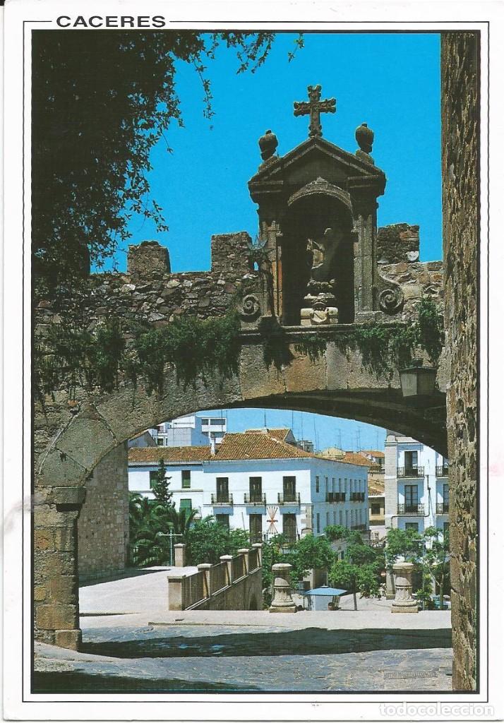 Postales: [POSTAL] Arco de la Estrella. C&aacute;ceres (sin circular) - Foto 1