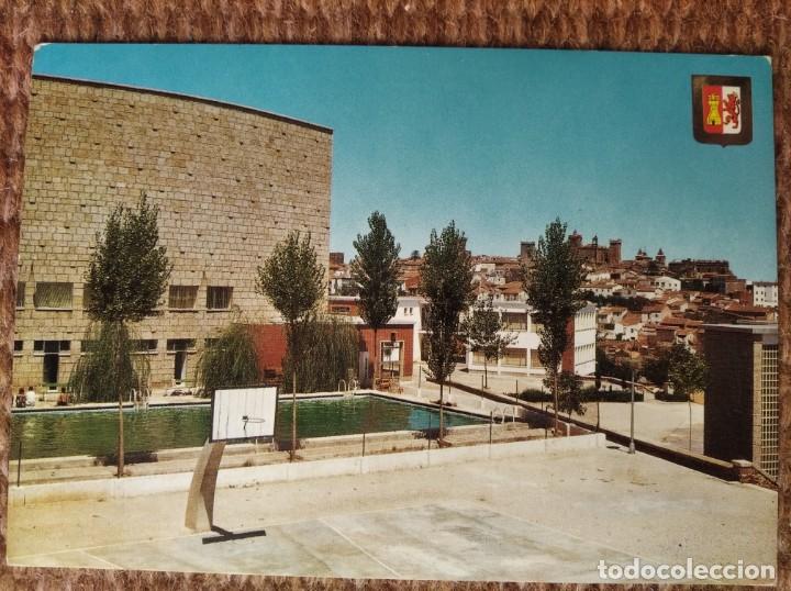Postales: CACERES - INSTITUTO EL BROCENSE - ESCUDO DE ORO - Foto 1