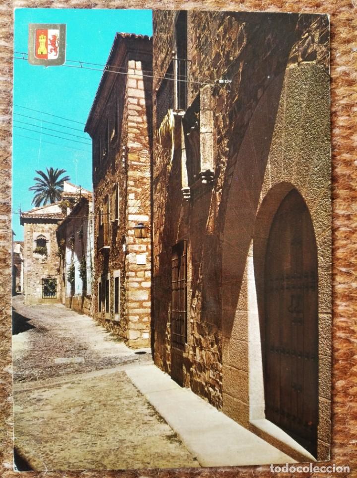 Postales: CACERES - PUERTA DE MERIDA - ESCUDO DE ORO - Foto 1