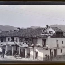 Postales: FOTOGRAFIA DE CELULOIDE EN NEGATIVO DE LA PLAZA DE GUADALUPE, CACERES, AÑO 1929, MIDE 14 X 8 CMS. LA