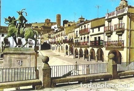 Postales: POSTAL A COLOR 2006 TRUJILLO PLAZA MAYOR Y ESTATUA DE FRANCISCO EDICIONES ARRIBAS