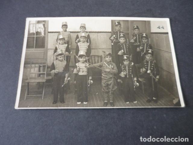 Postales: BADAJOZ NI&Ntilde;OS DISFRAZADOS CARNAVALES POSTAL FOTOGRAFICA
