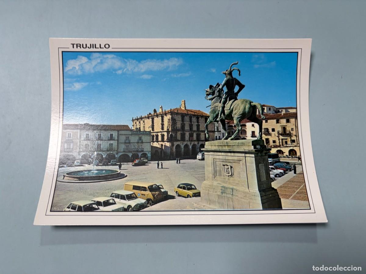 Postales: TARJETA POSTAL. C&Aacute;CERES. 28.- TRUJILLO. PLAZA MAYOR. MONUMENTO A PIZARRO. EDICIONES ARRIBAS