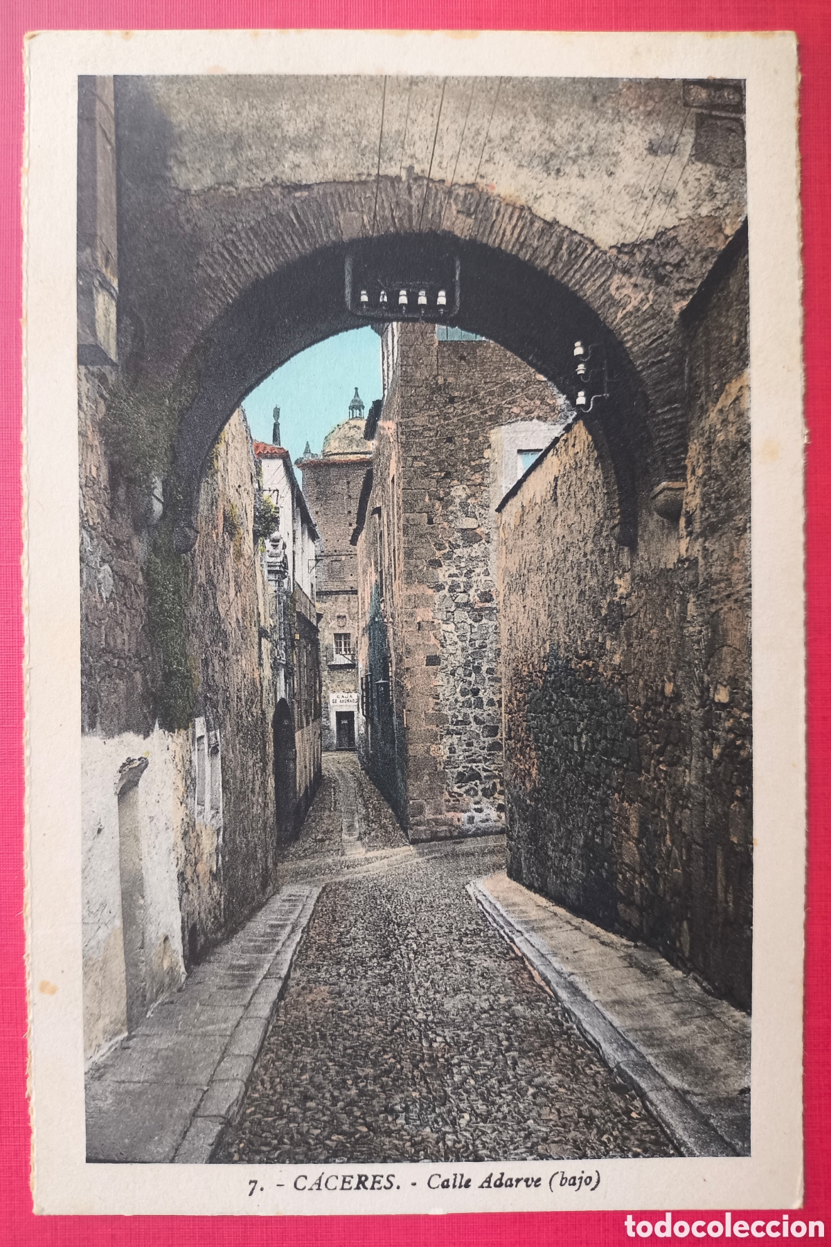 Postales: C&Aacute;CERES CALLE ADARVE POSTAL A COLOR L. ROISIN EXTREMADURA C. 1930