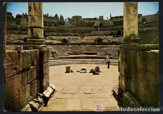 Postais: M&eacute;rida. *Teatro romano. Detalle del graderio* Ed. Arribas n&ordm; 2024, dorso sin escudo. Nueva.