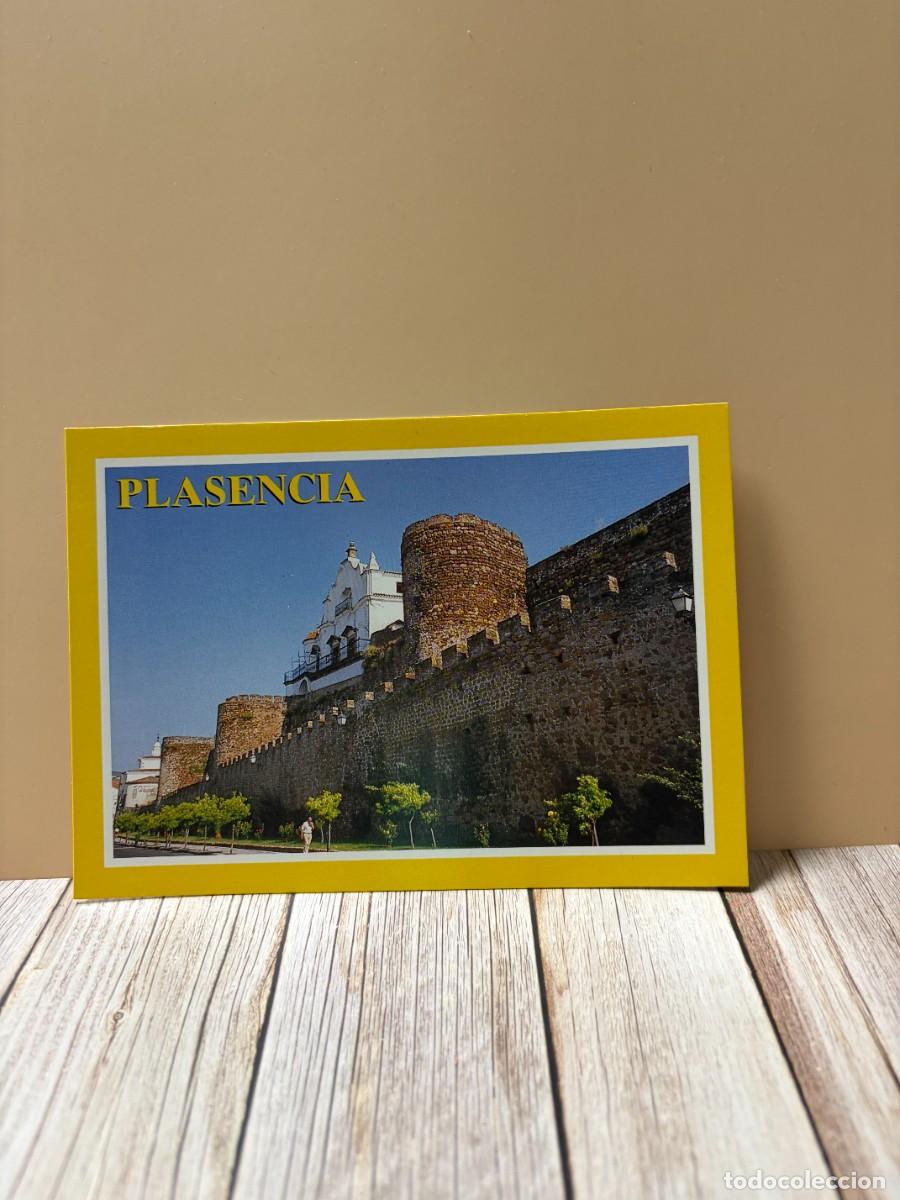 Postales: TARJETA POSTAL. C&Aacute;CERES. PLASENCIA. 66.- VISTA PARCIAL DE LAS MURALLAS. EDICIONES ARRIBAS