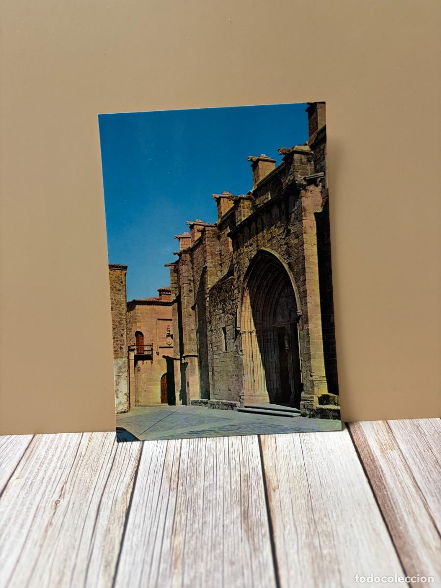 Postales: TARJETA POSTAL. C&Aacute;CERES. 77.- PORTADA PRINCIPAL DE LA IGLESIA. EDICIONES ARRIBAS