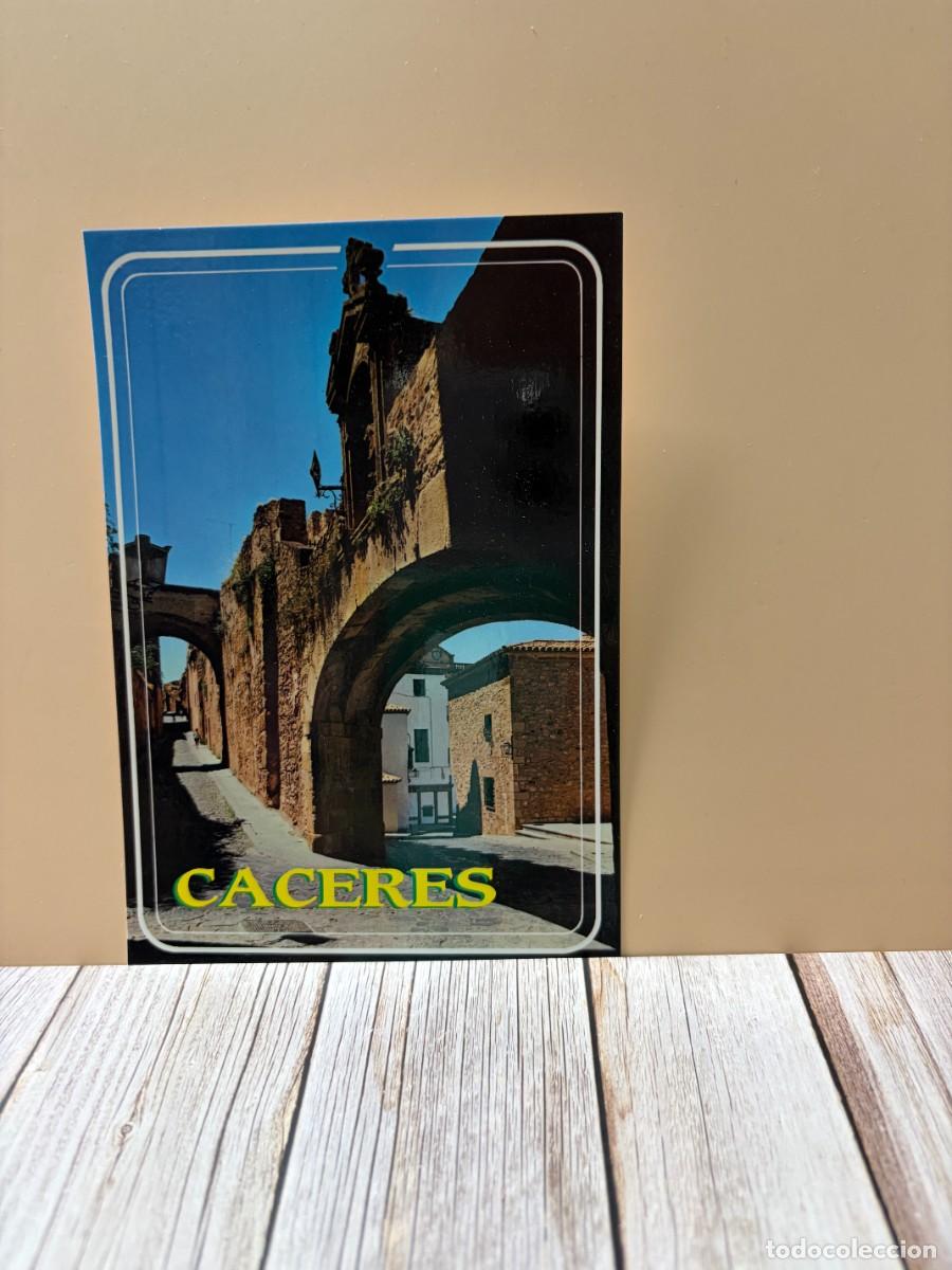 Postales: TARJETA POSTAL. C&Aacute;CERES. 2056.- ARCO DE LA ESTRELLA Y ADARVE. EDICIONES ARRIBAS