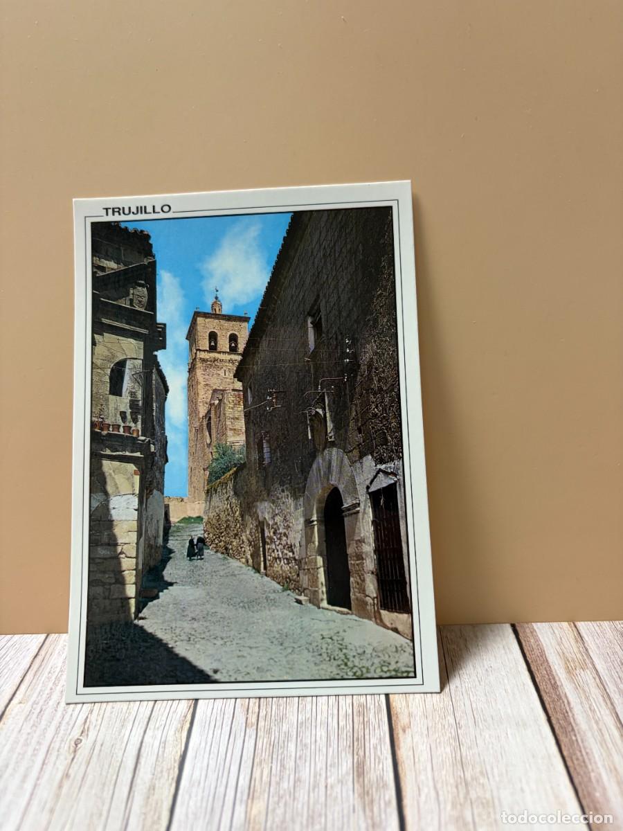 Postales: TARJETA POSTAL. C&Aacute;CERES. 22.- TRUJILLO. CALLE T&Iacute;PICA. EDICIONES ARRIBAS
