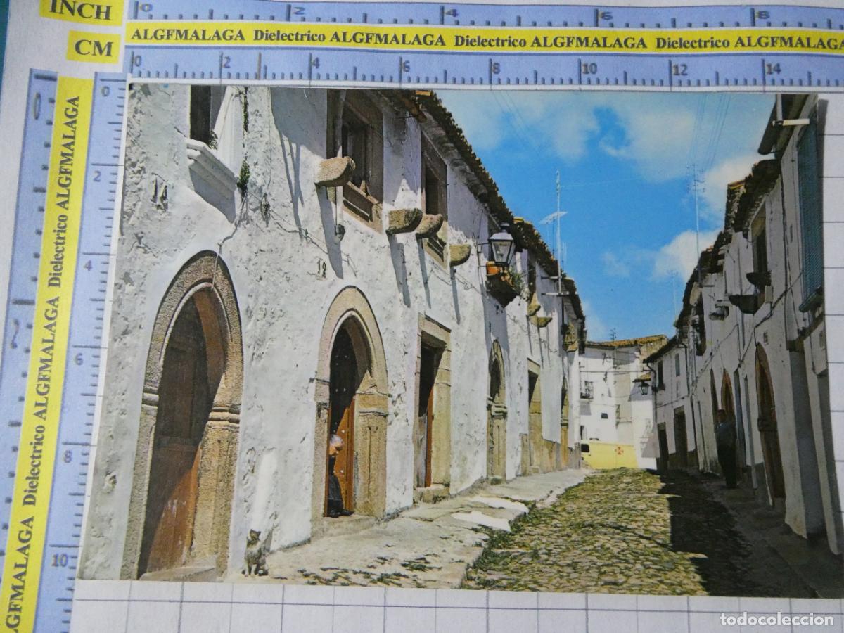 Postales: POSTAL DE C&Aacute;CERES. A&Ntilde;O 1977. VALENCIA DE ALC&Aacute;NTARA CALLE T&Iacute;PICA 13 ARRIBAS. 1526