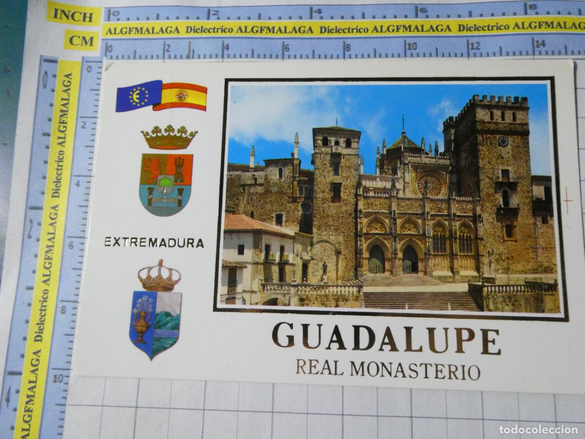 Postales: POSTAL DE C&Aacute;CERES. A&Ntilde;O 1973. GUADALUPE REAL MONASTERIO. PLAZA Y FACHADA PRINCIPAL 86 HERLOGAR. 1532