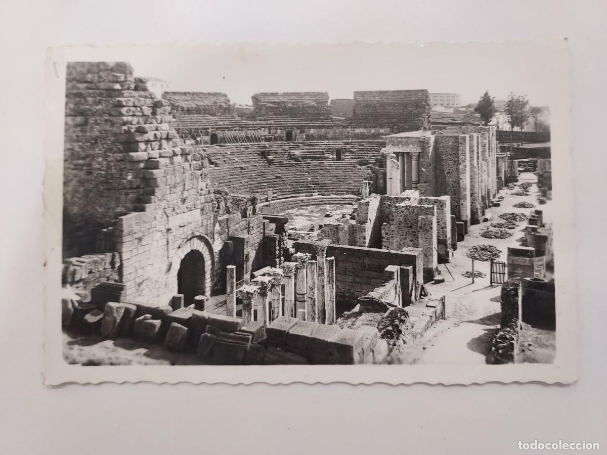 Postales: POSTAL MERIDA VISTA DEL TEATRO ROMANO. SIN CIRCULAR. A&Ntilde;OS 1940 1950. ARRIBAS