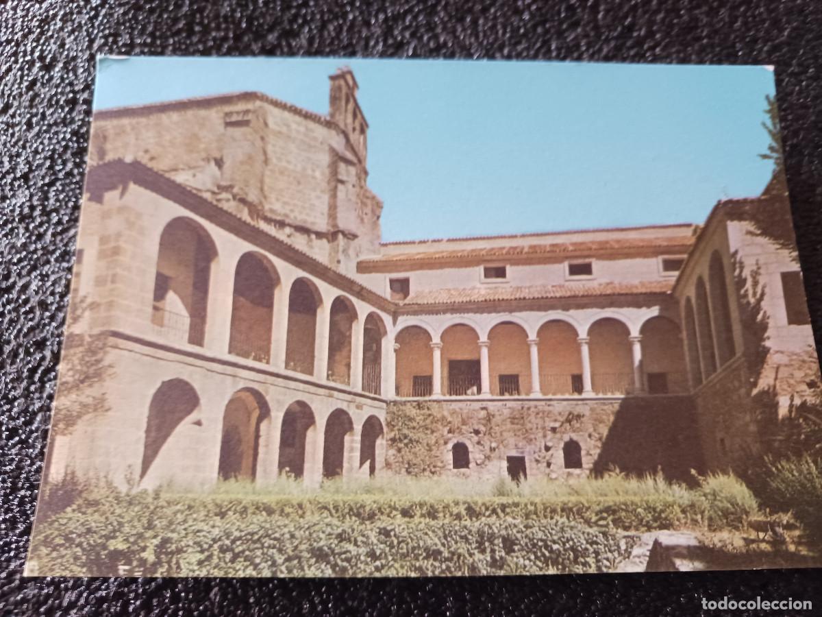 Postales: monasterio de san jeronimo de yuste, claustro del noviciado, ed. grafiplas 1969