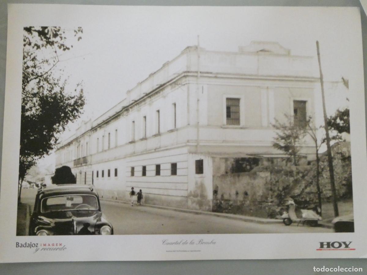 Postales: L&Aacute;MINA FOTO FOTOGRAF&Iacute;A FACS&Iacute;MIL BADAJOZ IMAGEN Y RECUERDO. CUARTEL DE LA BOMBA MOTO VESPA 34X24CM. 3