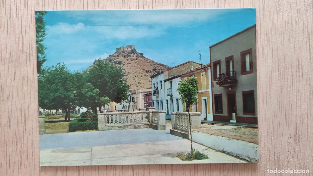 Postales: POSTAL BURGUILLOS DEL CERRO BADAJOZ PASEO DEL CRISTO AL FONDO EL CASTILLO