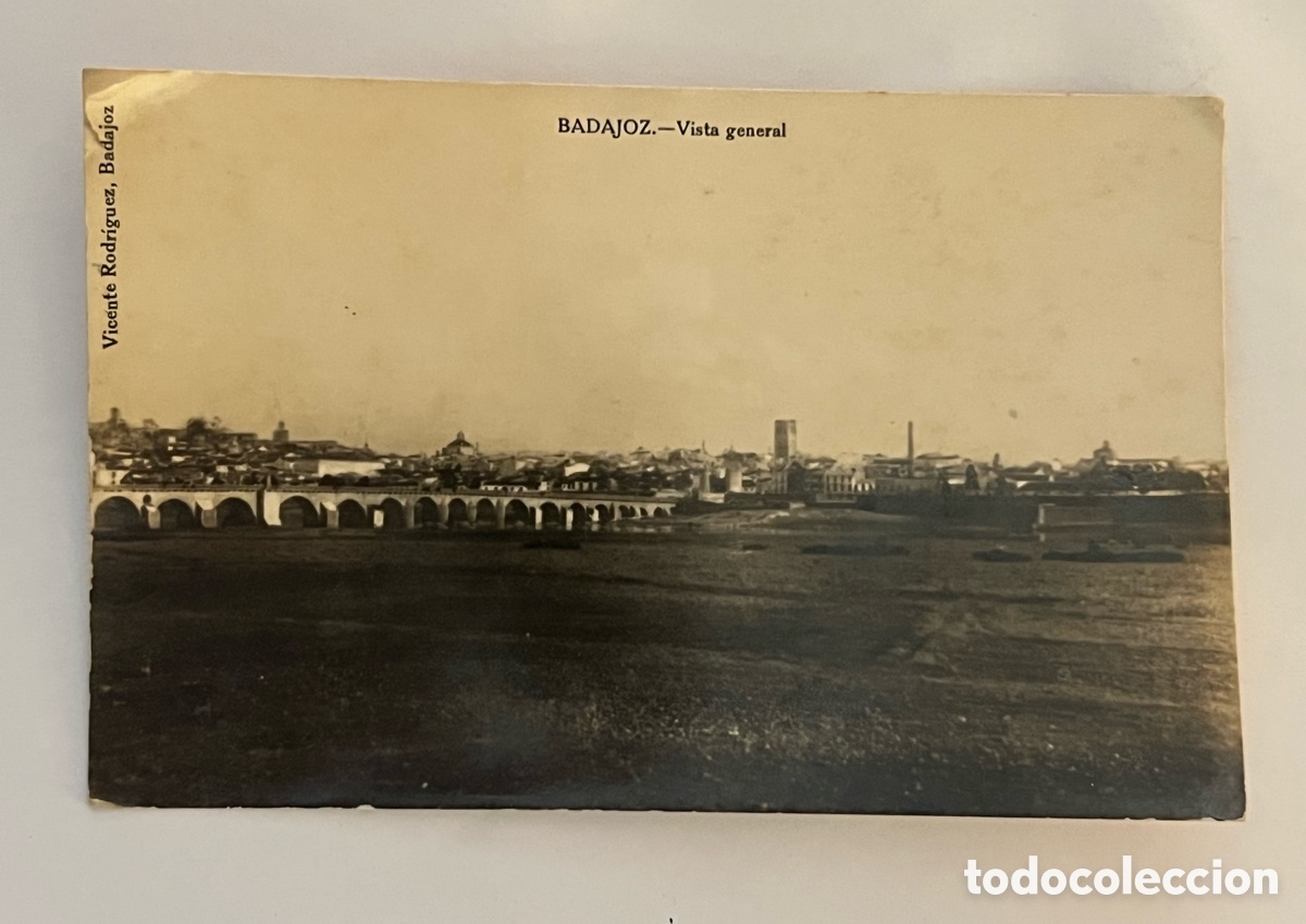 Postales: BADAJOZ. Postal fotogr&aacute;fica Vista general.. Edici&oacute;nes Vicente Rodr&iacute;guez (h.1920?) S/C