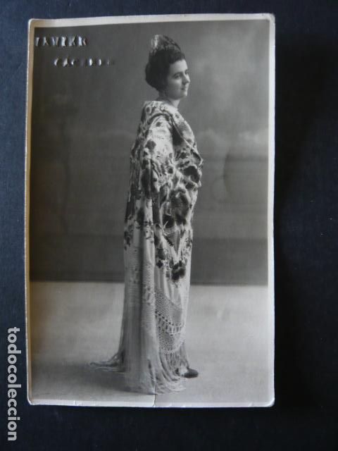 Postales: CACERES RETRATO DE MUJER CON MANTON POSTAL FOTOGRAFICA JAVIER FOTOGRAFO
