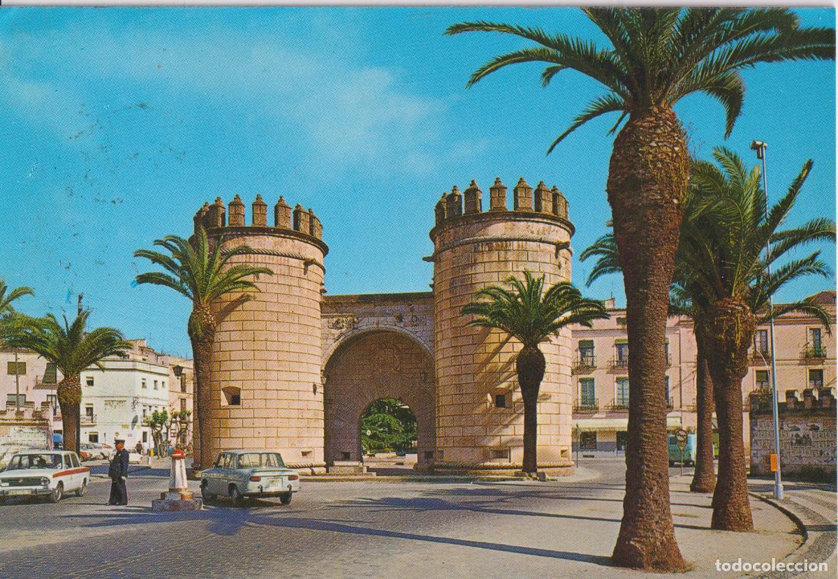 Postales: BADAJOZ, PUERTA DE PALMAS - EDICIONES ARRIBAS 80 - CIRCULADA