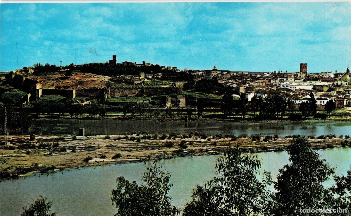 Postales: POSTAL MODERNA DE EXTREMADURA. BADAJOZ. RIO GUADIANA Y VISTA PARCIAL. P-EXT-309