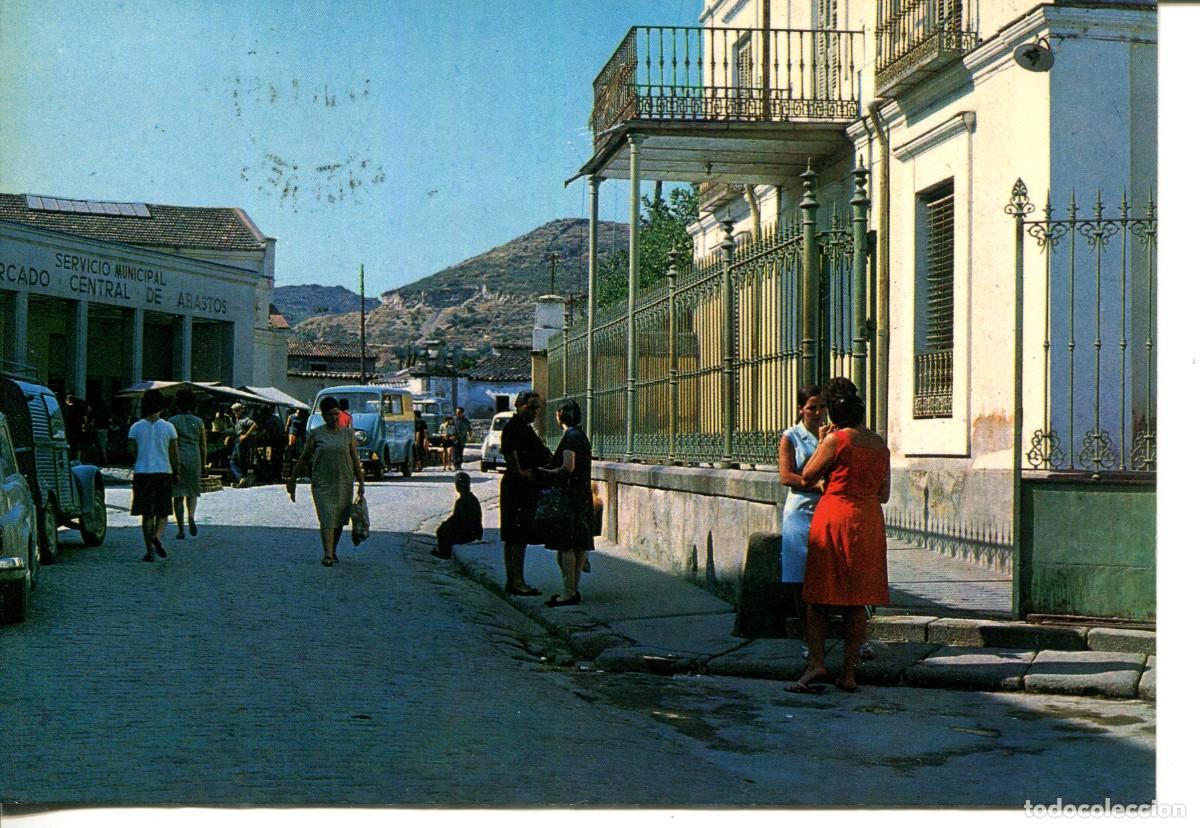 Postales: NAVALMORAL DE LA MATA-MERCADO DE ABASTOS-C&Aacute;CERES- A&Ntilde;O 1960