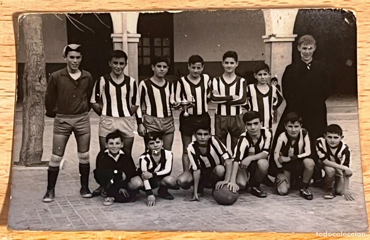 Postais: ANTIGUA FOTOGRAFIA DE PUEBLA DE LA CALZADA (BADAJOZ) EQUIPO DE FUTBOL INFANTIL, POSIBLEMENTE DEL COL