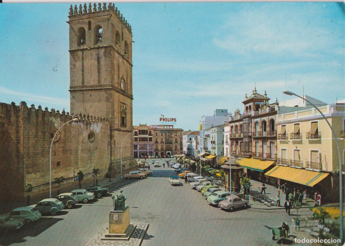 Postcards: BADAJOZ, PLAZA DE ESPA&Ntilde;A Y TORRE DE LA CATEDRAL - EDICIONES ARRIBAS N&ordm;2023 - CIRCULADA