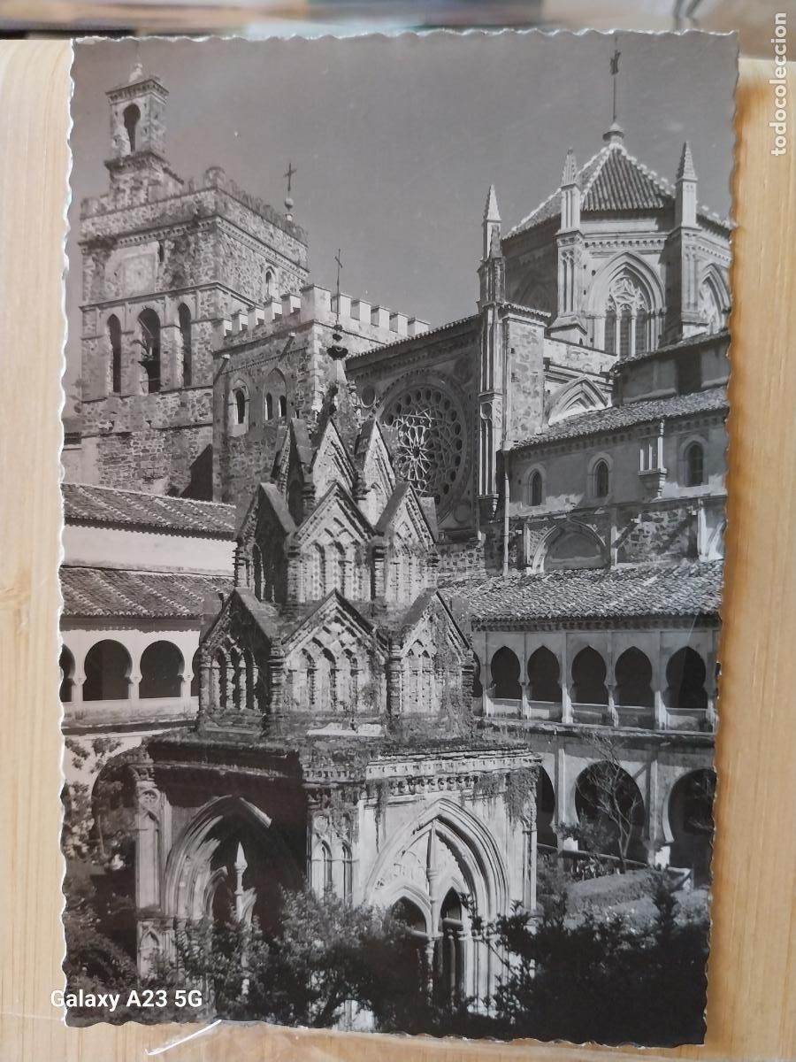 Postales: GUADALUPE ED GARRABELLA 13 ESCRITA A&Ntilde;OS 50 MONASTERIO TEMPLETE TORRES