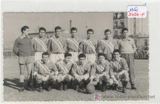 Sports collectibles: (3404-F) EQUIPO FUTBOL LA ESPA&Ntilde;A INDUSTRIAL A&Ntilde;OS 50