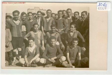 Sports collectibles: FUTBOL EQUIPO A&Ntilde;OS 20