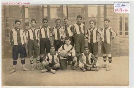 Sammelleidenschaft Sport: (1721-F) POSTAL EQUIPO FUTBOL A&Ntilde;OS 20