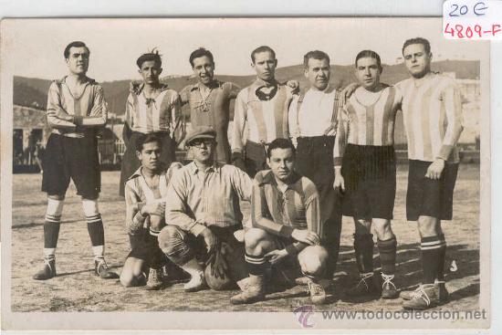 Colecionismo desportivo: (4809-F)EQUIPO DE FUTBOL A&Ntilde;OS 20